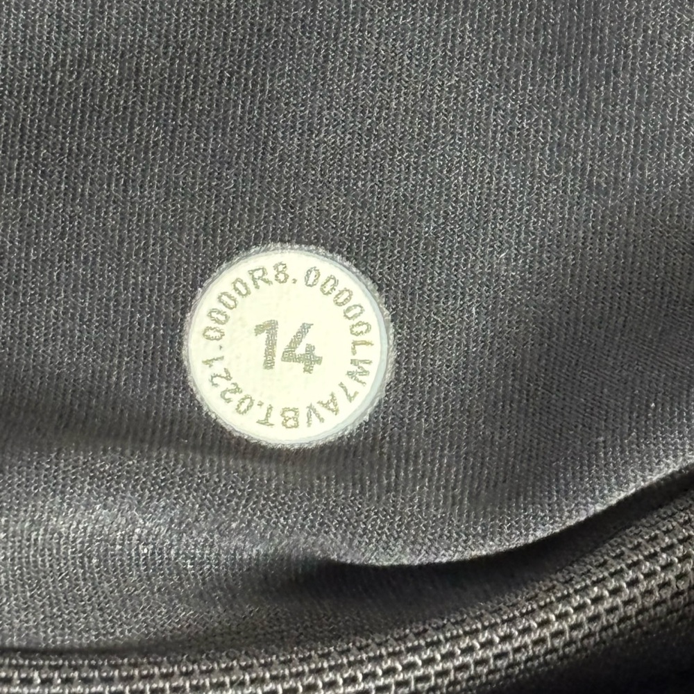 Lululemon Speed Up Mid-Rise Short 4" Black size 14 TALL W7AVBT - Picture 5 of 5
